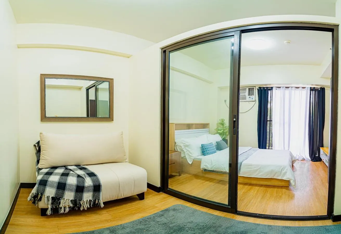 Elegant 1 Bedroom Deluxe Suite Near Naia Paranaque City Aparthotel