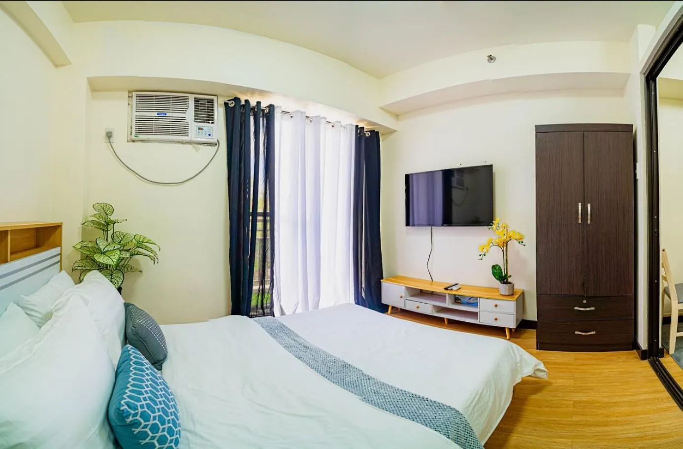 Elegant 1 Bedroom Deluxe Suite Near Naia Paranaque City 0*,  Philippines
